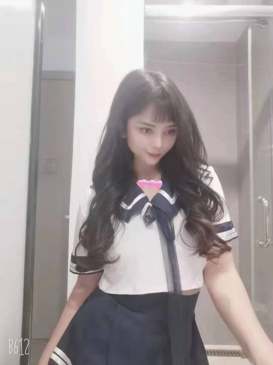 新下海的小妹妹